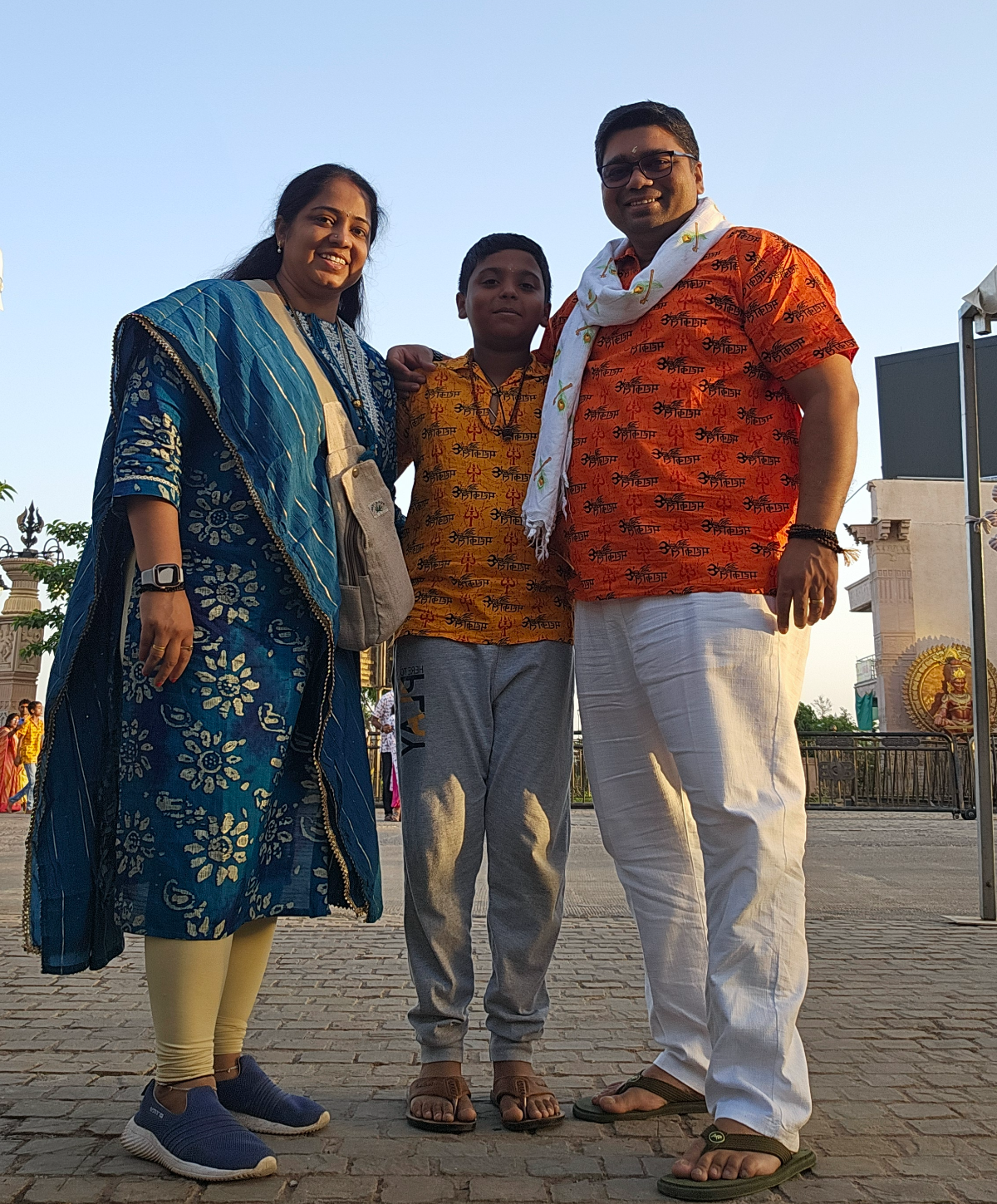 Vidya, Devansh and Girish at Mahakal, Ujjain